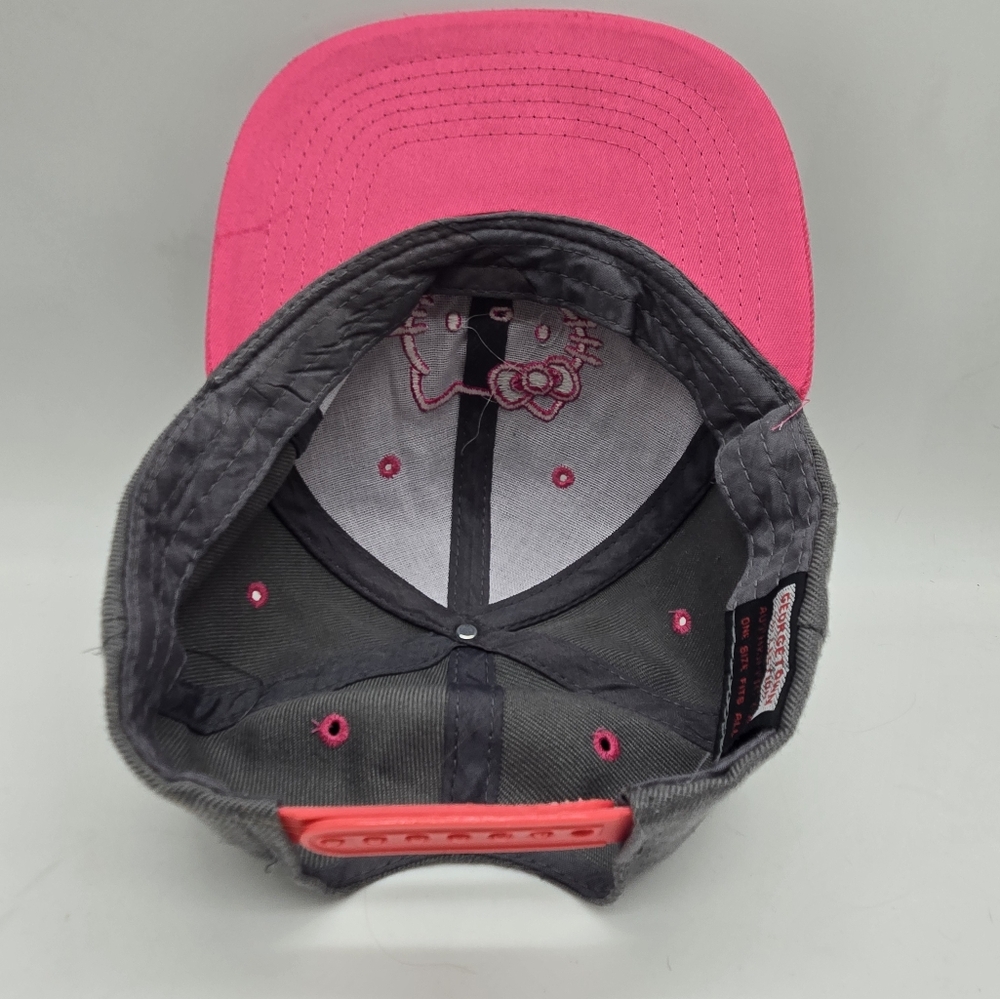 Hello Kitty Hat - Picture 6 of 7